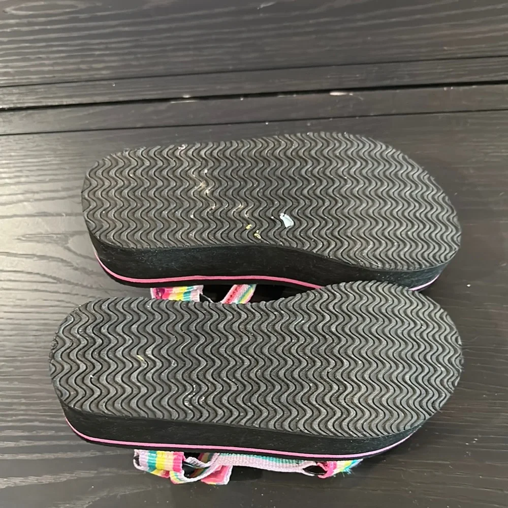 The Children's Place Pink and Black Sandals with Velcro Straps